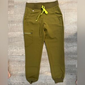 women's Martini Olive Zamora™ - Jogger Scrub Pants - XS / Martini Olive